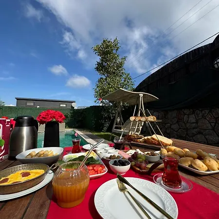 Bungarella Deluxe Lodge *