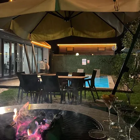 Bungarella Deluxe Lodge *