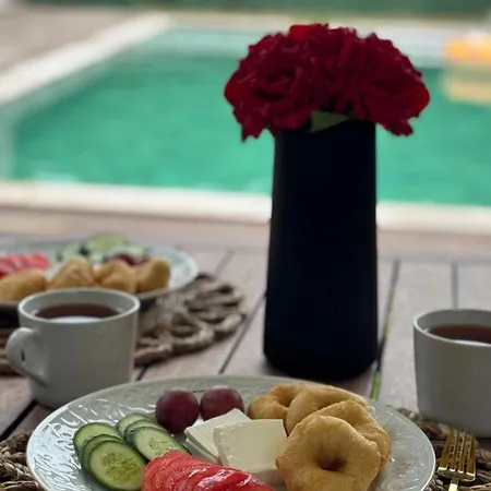 Gerendaház Bungarella Deluxe