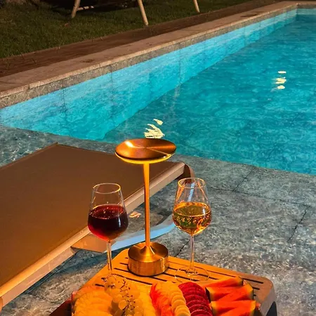 Bungarella Deluxe Gerendaház *