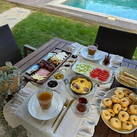 Gerendaház Bungarella Deluxe