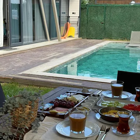 Gerendaház Bungarella Deluxe