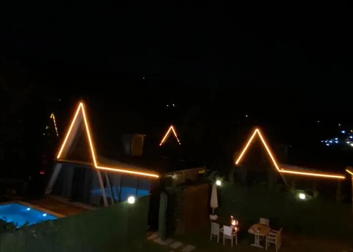 אכסניה Bungarella Deluxe *