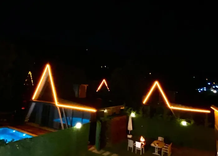 אכסניה Bungarella Deluxe ספנג'ה